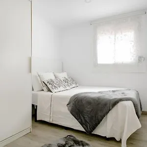 Bonitas Y Comodas , L'Hospitalet de Llobregat España